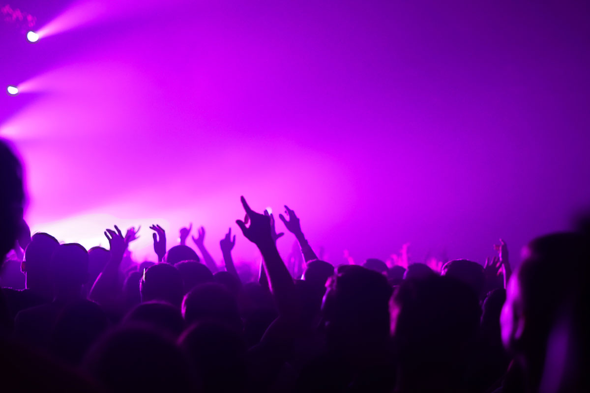 Beziehung zur Fan-Community großer Musikstars aufbauen